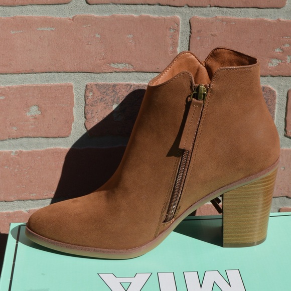 Mia Women’s Brown Avril Booties with Fringe Size 6.5 - Picture 3 of 10